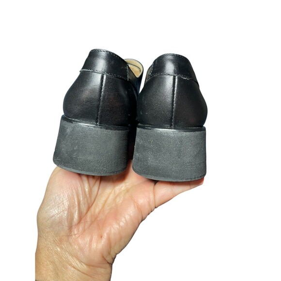 Salvatore Ferragamo Boutique Women's Black Leather‎ Loafer Size 6.5 2A Hook Loop - Picture 5 of 16